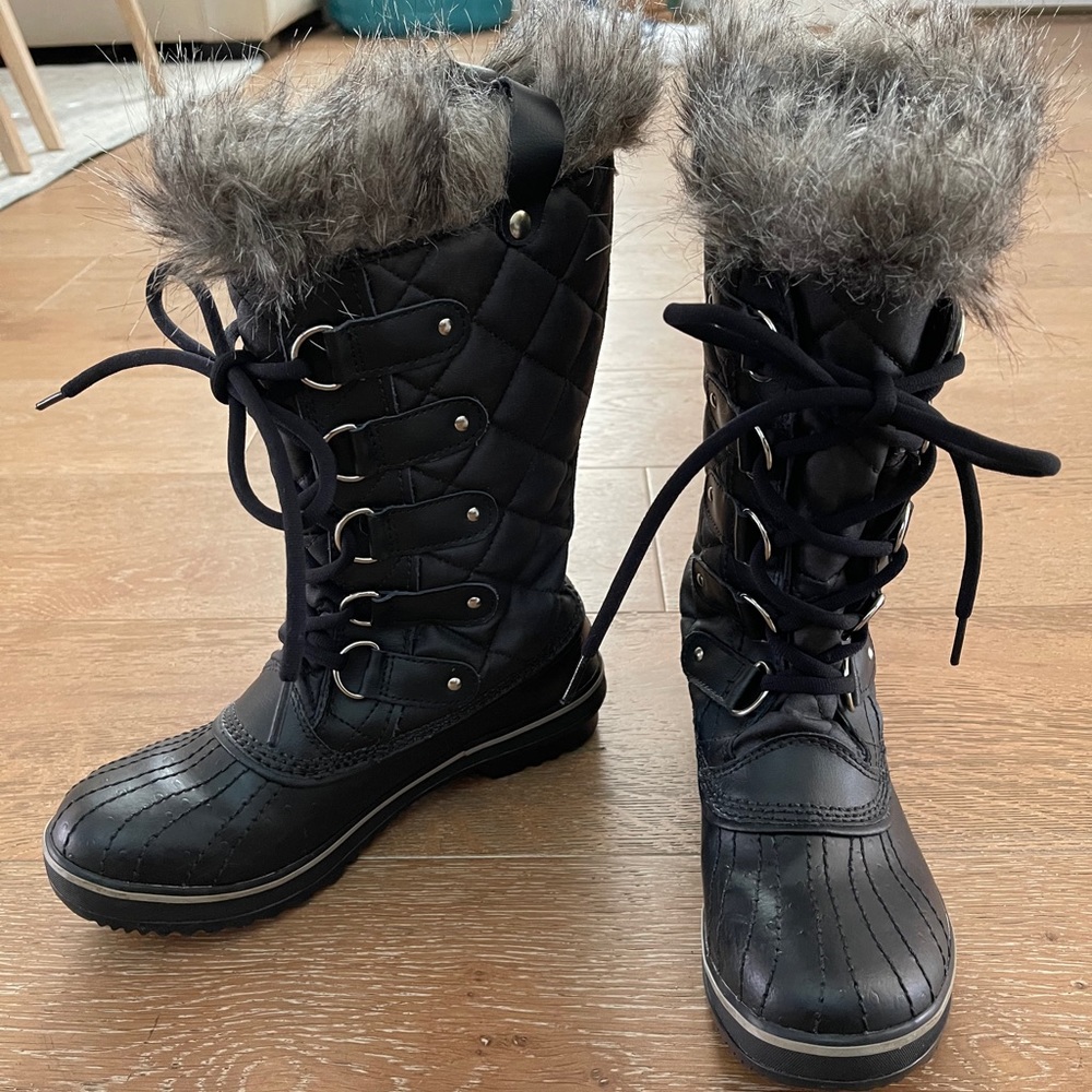 Sorel waterproof boot black size 7